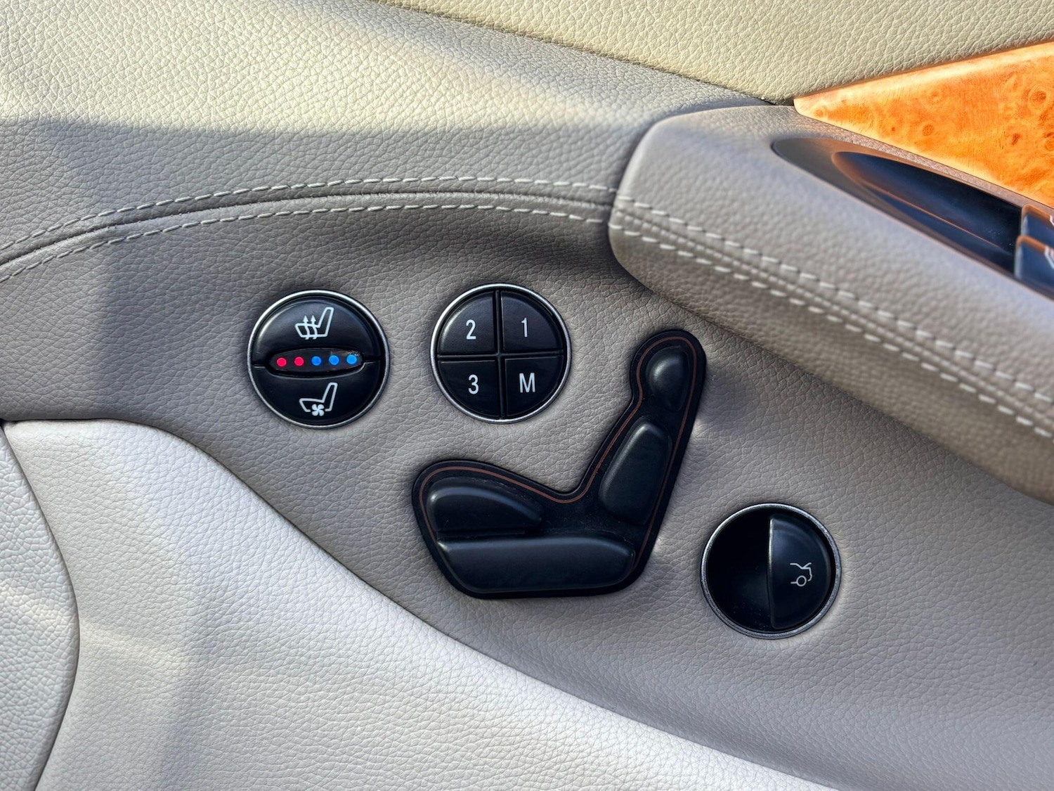 Used Mercedes-Benz S Class 2008 for sale - 77236219: Photo 20