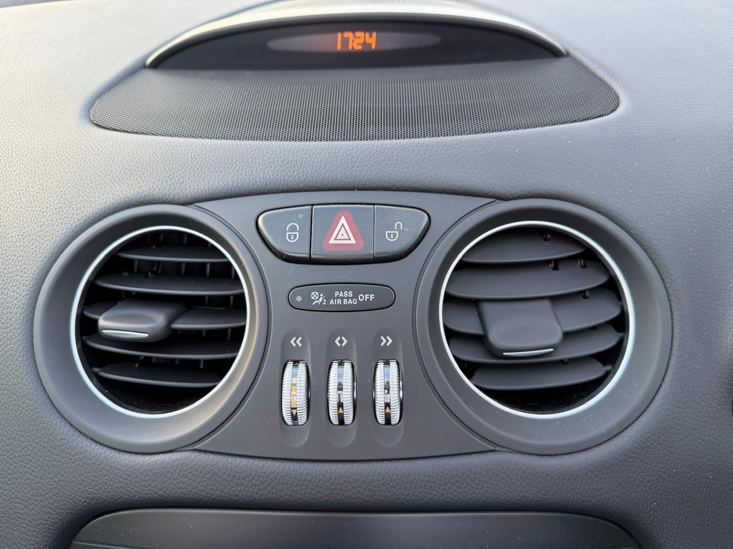 Used Mercedes-Benz SL for sale - 77236209: Photo 23