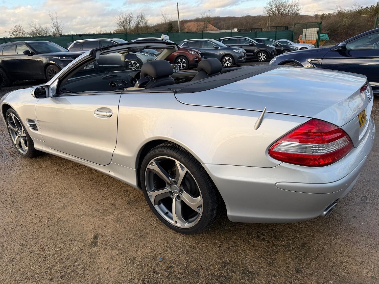 Used Mercedes-Benz SL for sale - 77236209: Photo 4