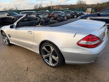 Used Mercedes-Benz SL 2006 for sale - 77236209: Photo