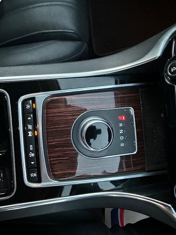 Used Jaguar XF 2016 for sale - 73853423: Photo 35