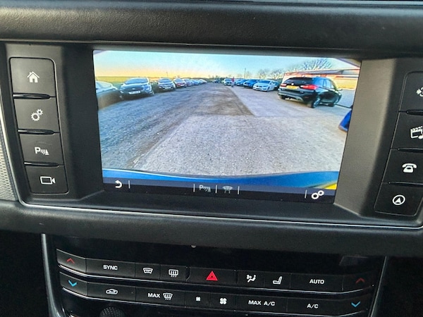 Used Jaguar XF 2016 for sale - 73853423: Photo 47