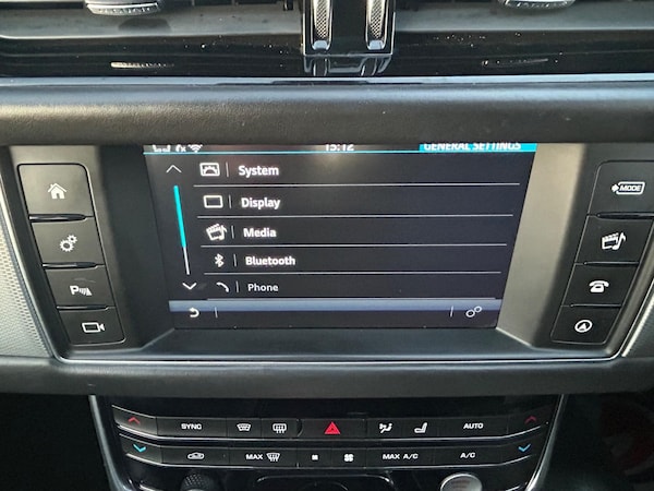 Used Jaguar XF 2016 for sale - 73853423: Photo 48