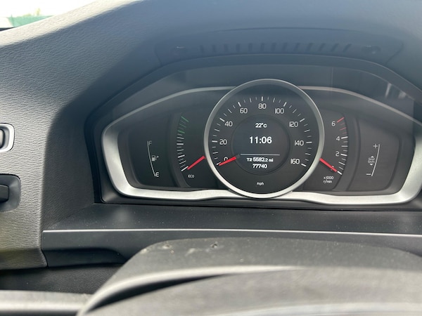 Used Volvo V60 2018 for sale - 75604668: Photo 11