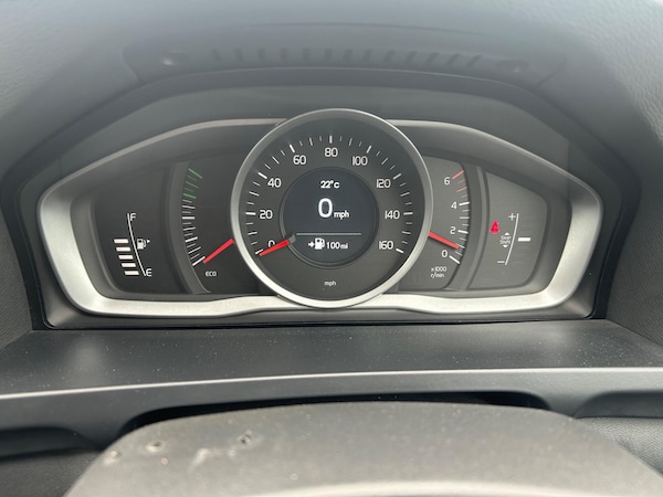 Used Volvo V60 2018 for sale - 75604668: Photo 12