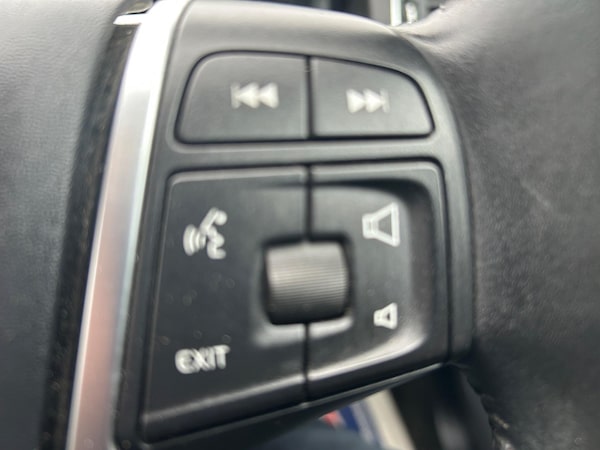 Used Volvo V60 2018 for sale - 75604668: Photo 25