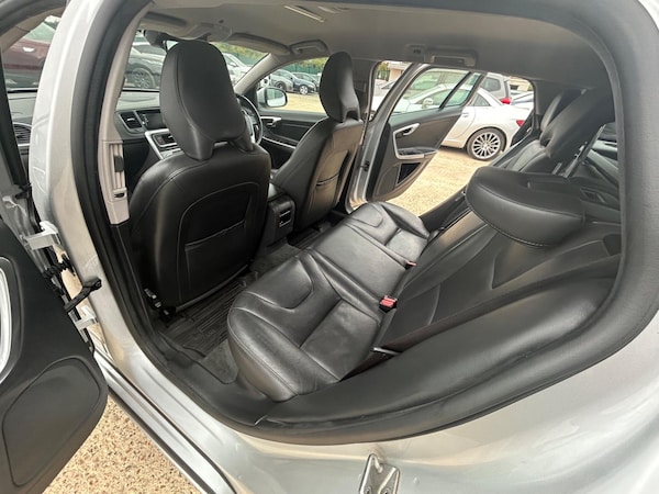 Used Volvo V60 2018 for sale - 75604668: Photo 30