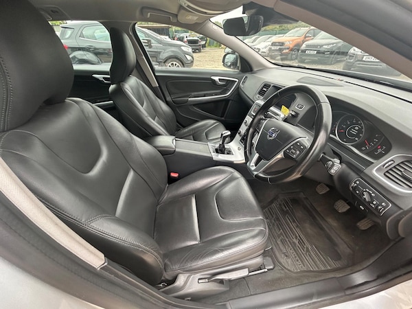 Used Volvo V60 2018 for sale - 75604668: Photo 33