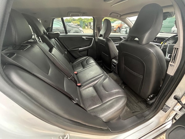 Used Volvo V60 2018 for sale - 75604668: Photo 34