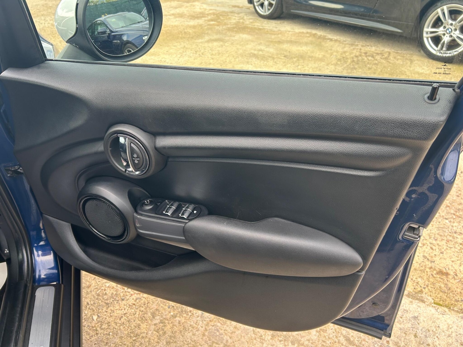 Used MINI Hatch 2017 for sale - 76010742: Photo 32