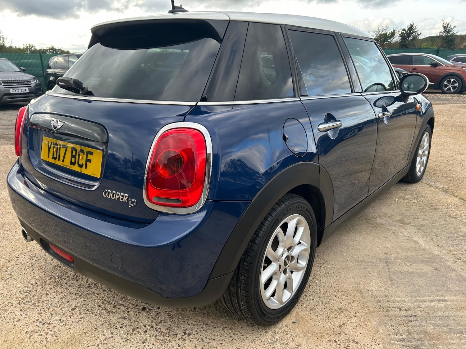 Used MINI Hatch 2017 for sale - 76010742: Photo 48