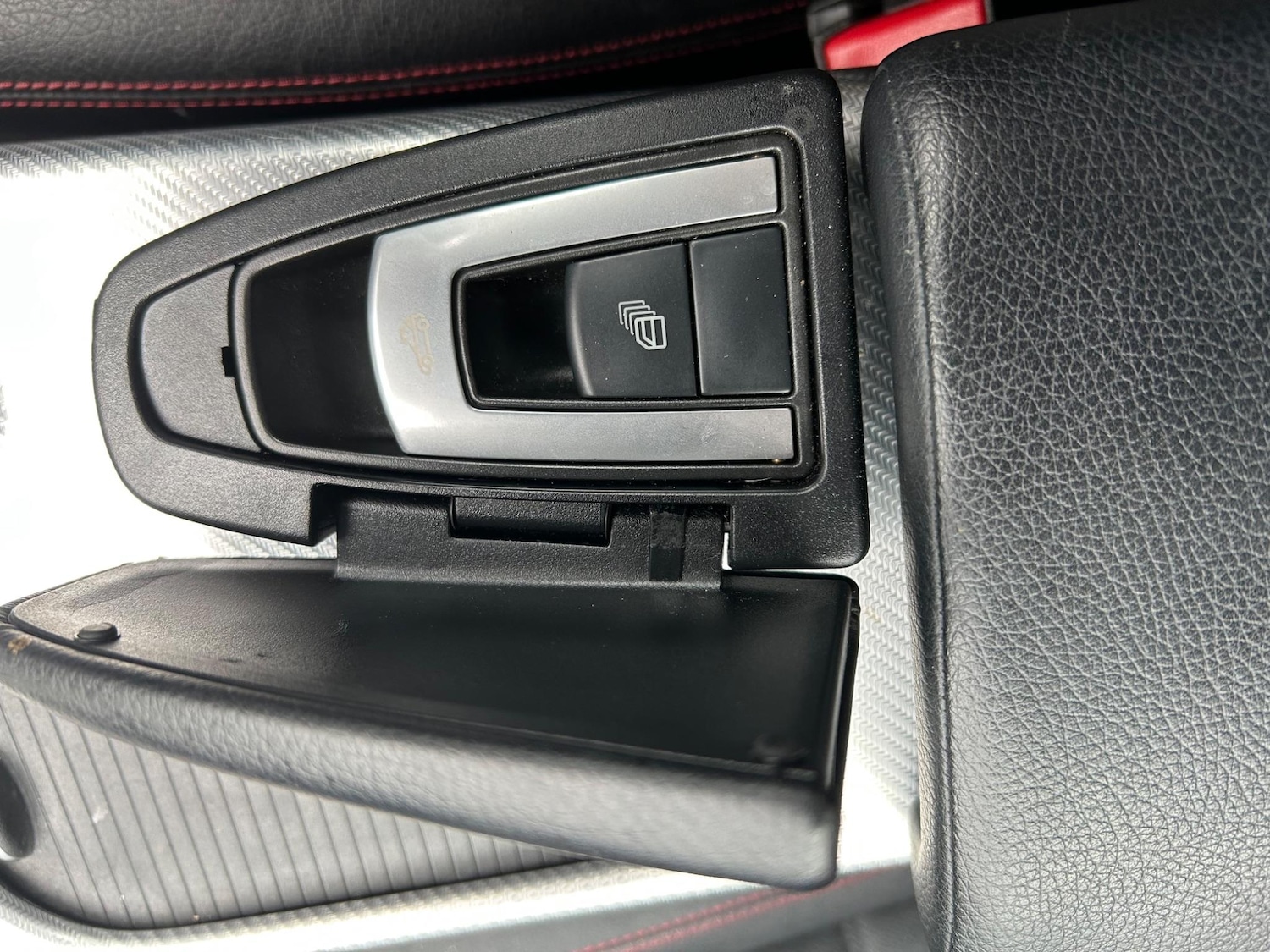 Used Mercedes-Benz SLC 2017 for sale - 73969753: Photo 68