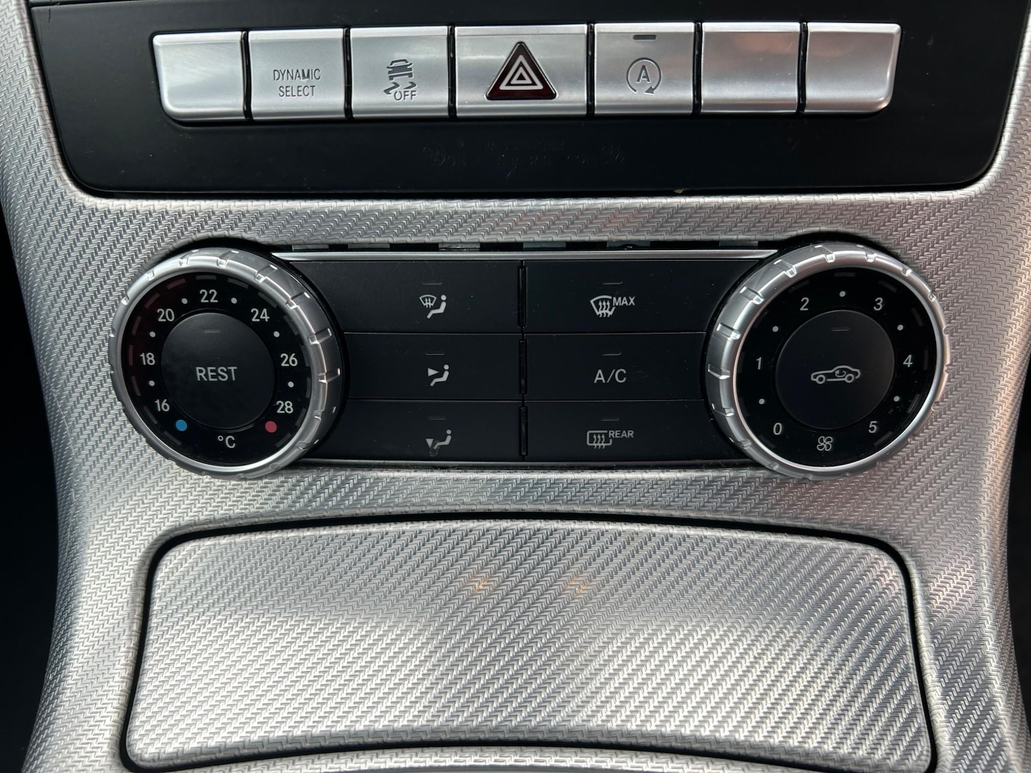Used Mercedes-Benz SLC 2017 for sale - 73969753: Photo 78