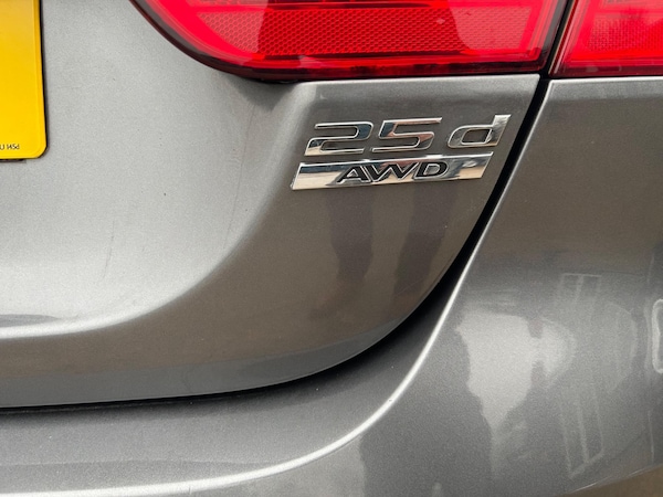 Used Jaguar XE 2017 for sale - 75032355: Photo 16