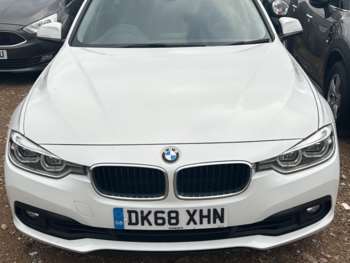 2017 (68) - 2.0 TD4 180 HSE Black 5dr Auto
