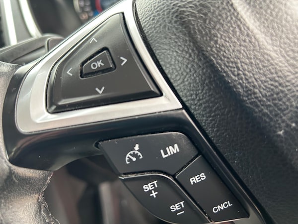 Used Ford Galaxy 2017 for sale - 76102056: Photo 32