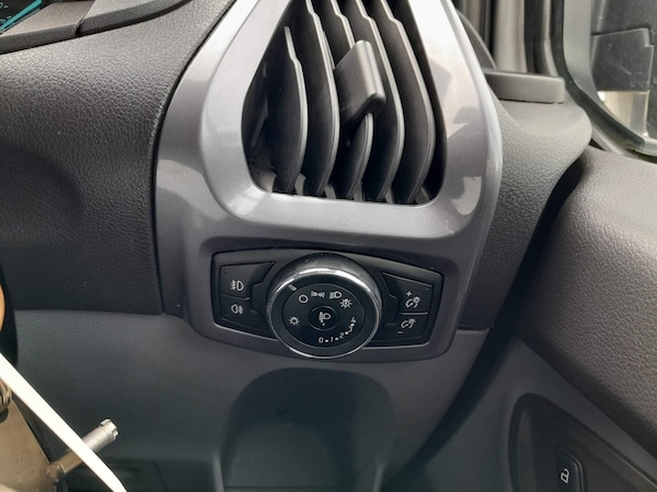 Used Ford Transit Custom 2016 for sale - 75165522: Photo 28
