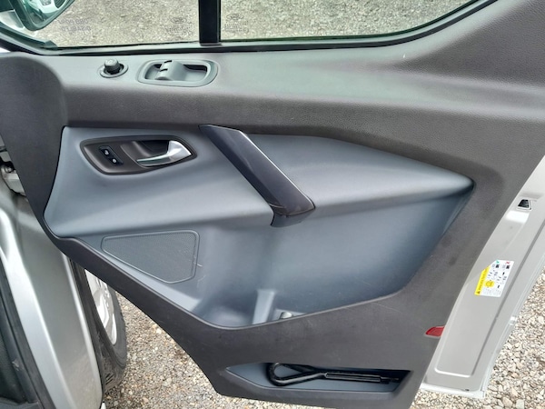 Used Ford Transit Custom 2016 for sale - 75165522: Photo 32