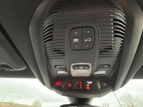 Used Peugeot 3008 2017 for sale - 74967425: Photo 28
