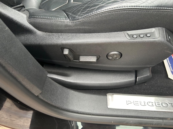 Used Peugeot 3008 2017 for sale - 74967425: Photo 36