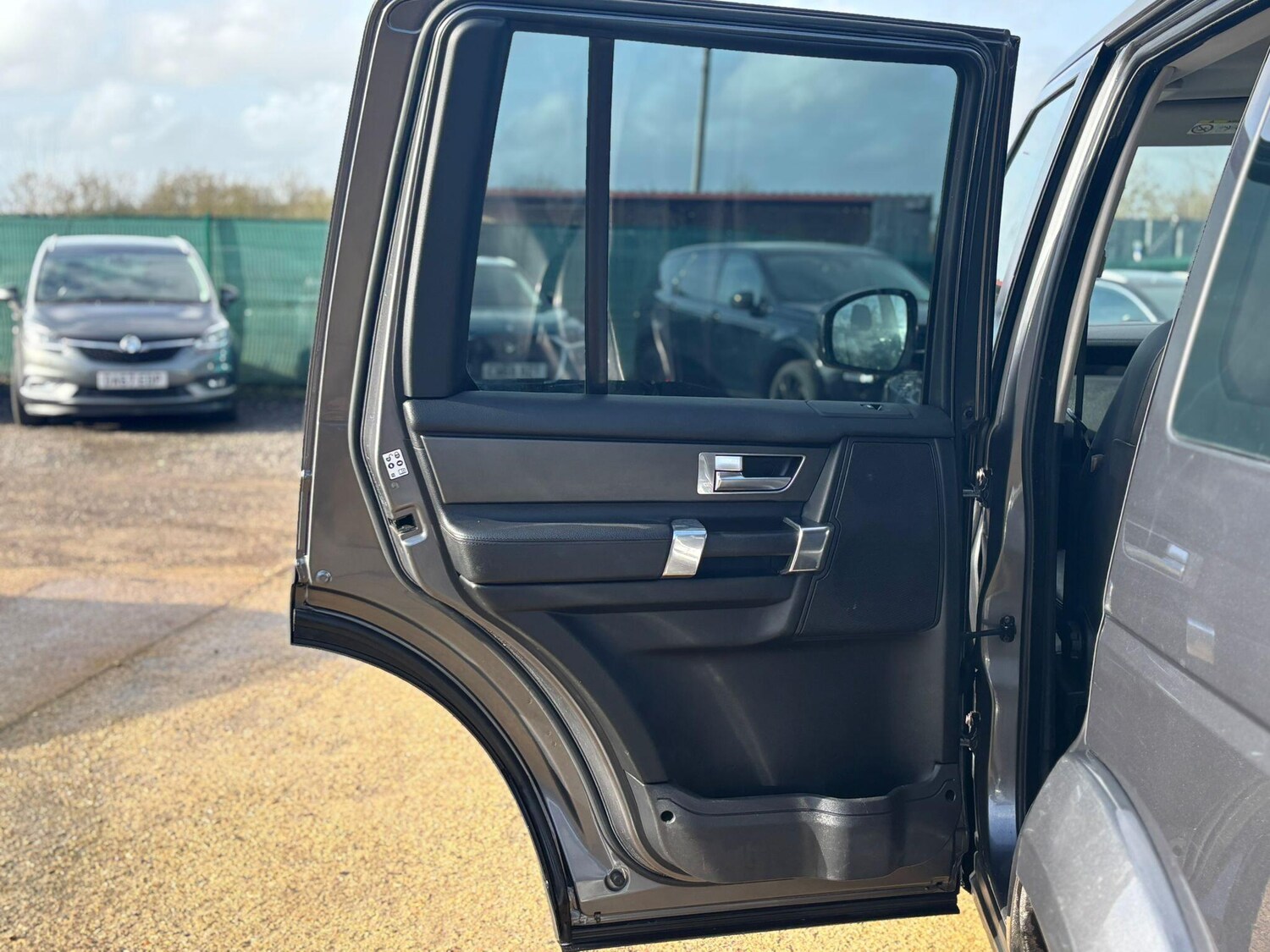 Used Land Rover Discovery 2015 for sale - 77382109: Photo 27