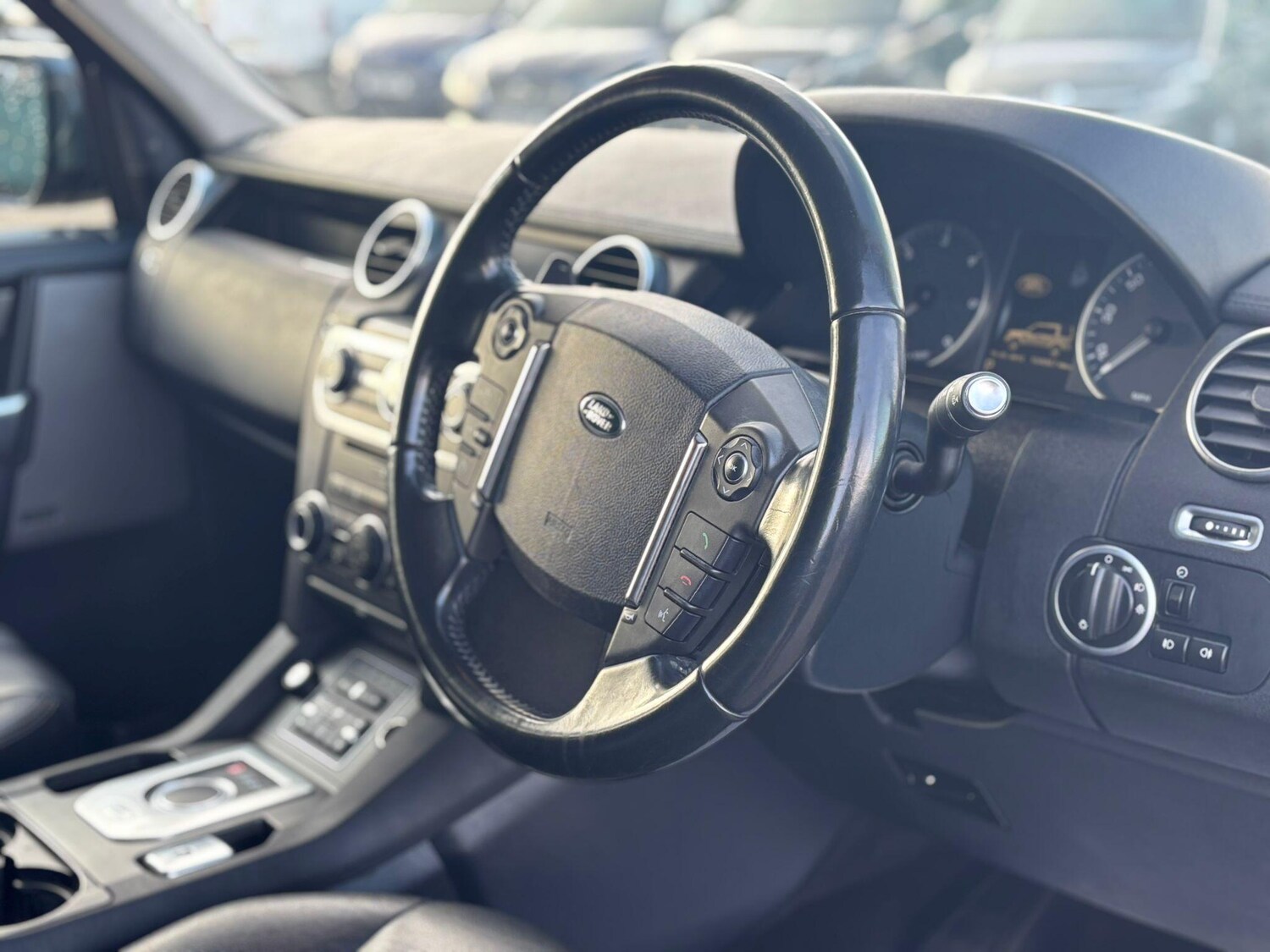 Used Land Rover Discovery 2015 for sale - 77382109: Photo 32