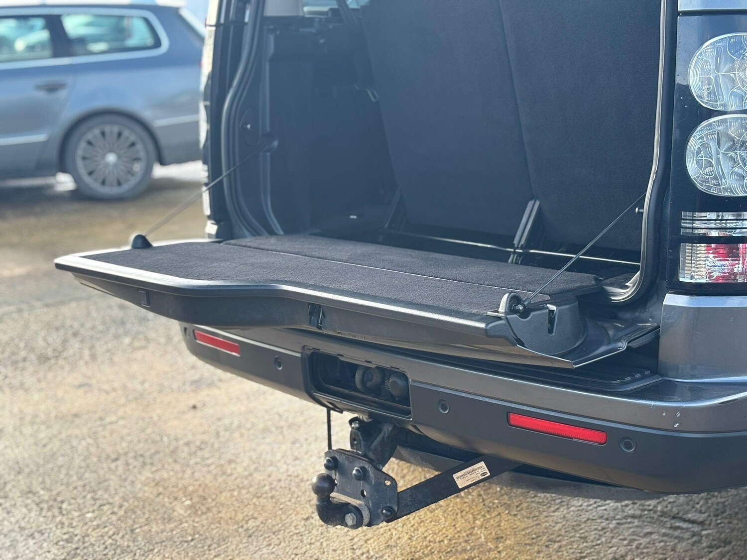 Used Land Rover Discovery 2015 for sale - 77382109: Photo 40