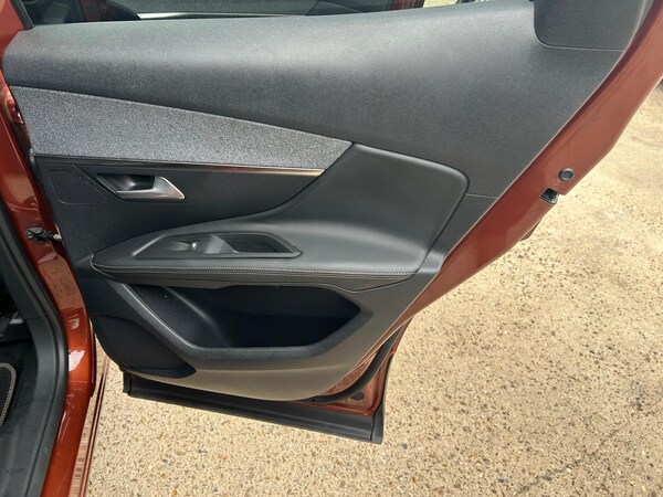 Used Peugeot 3008 2018 for sale - 75550023: Photo 23