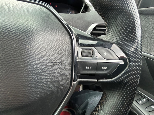 Used Peugeot 3008 2018 for sale - 75550023: Photo 28