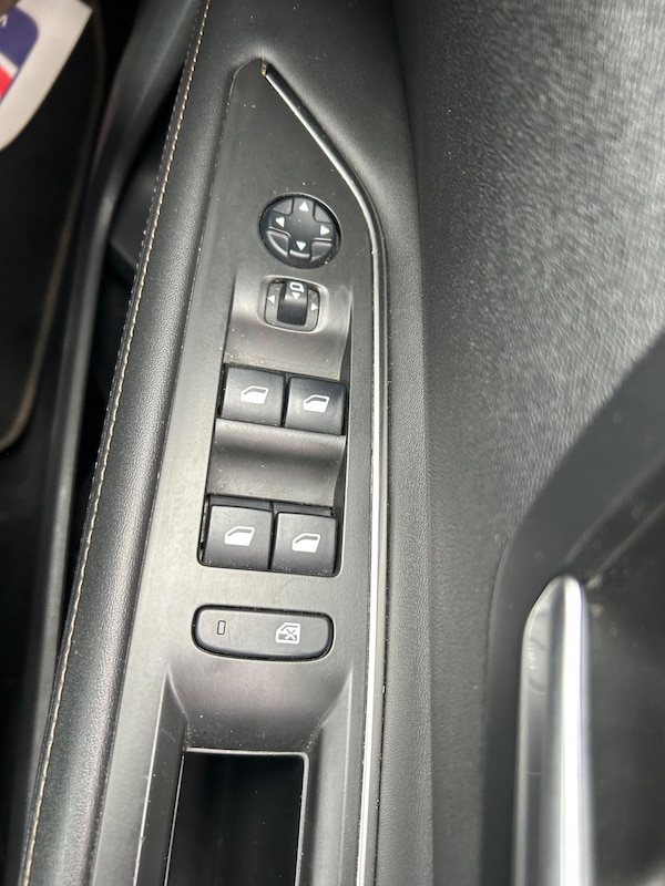 Used Peugeot 3008 2018 for sale - 75550023: Photo 34