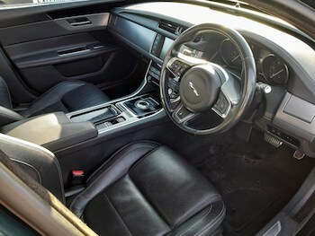 Used Jaguar XF 2016 for sale - 76826995: Photo