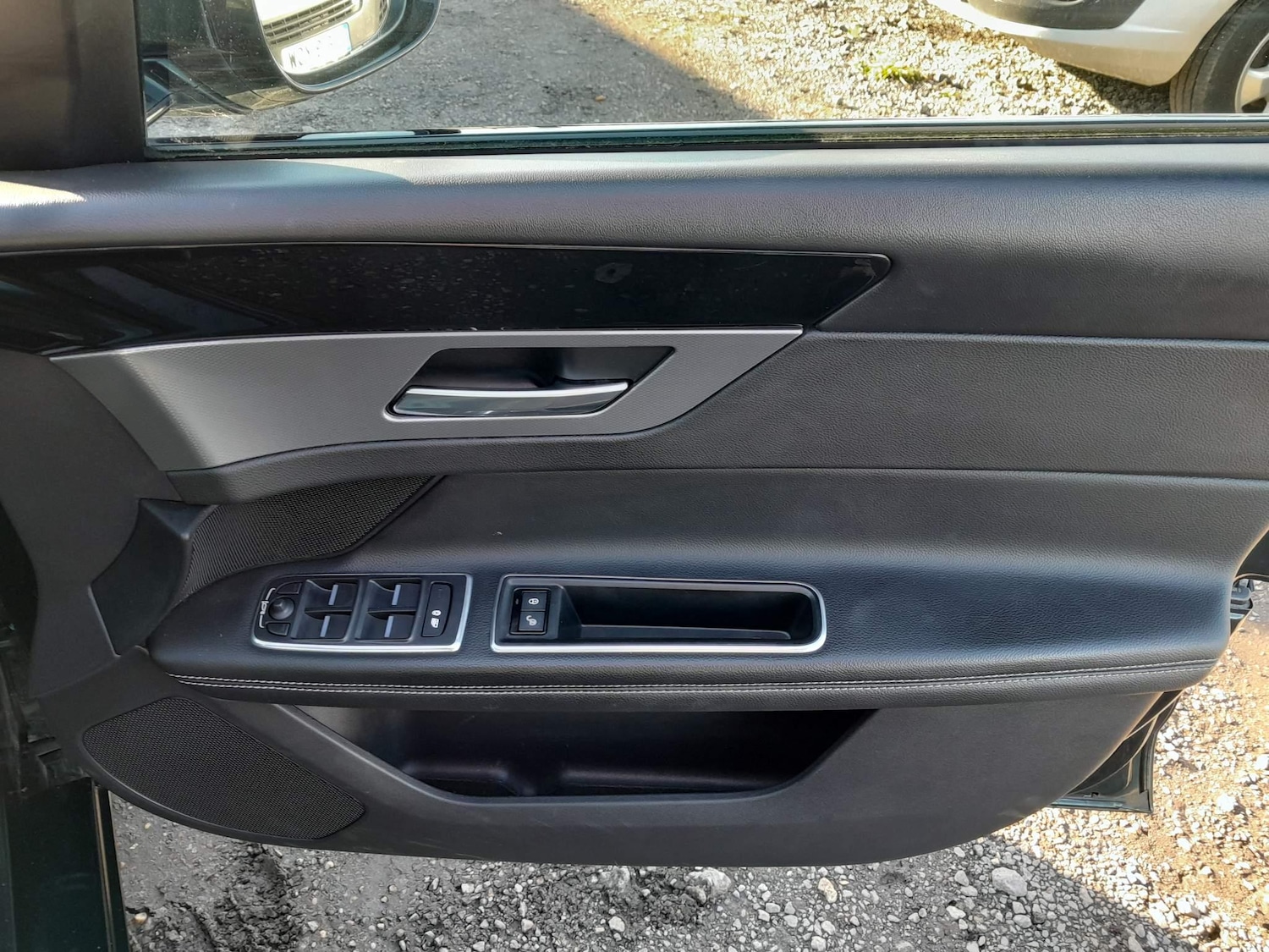 Used Jaguar XF for sale - 76826995: Photo 43