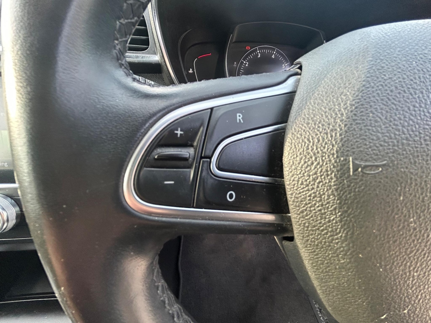 Used Renault Kadjar 2019 for sale - 76581230: Photo 63