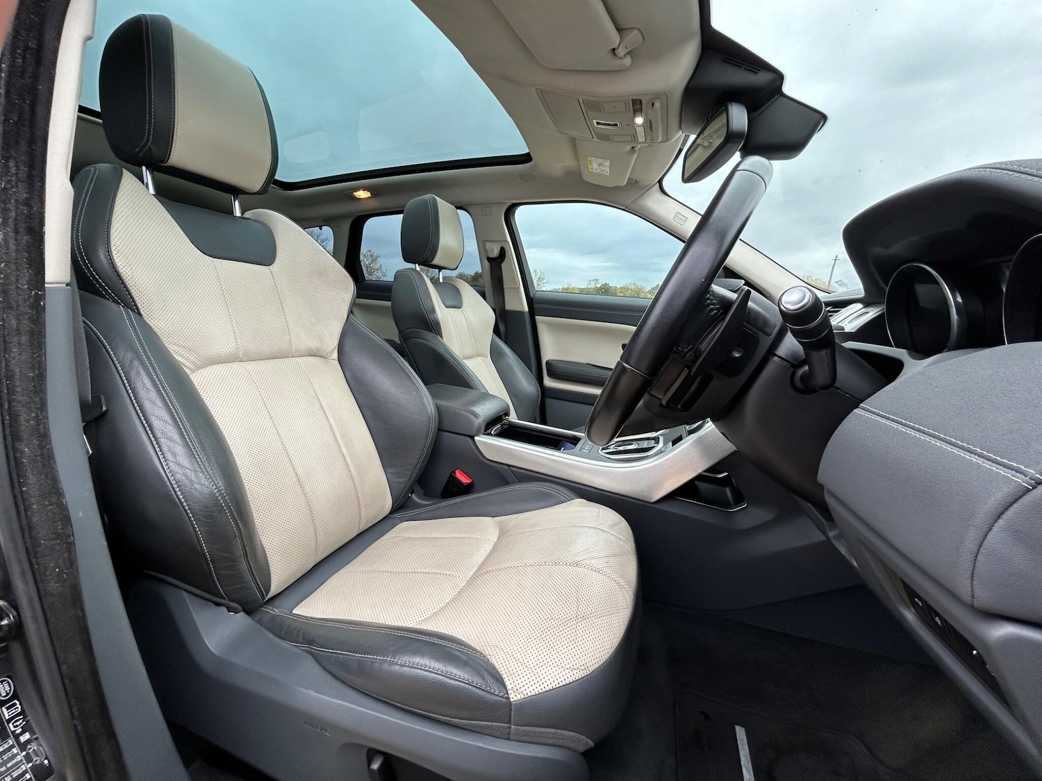 Used Land Rover Range Rover Evoque 2016 for sale - 76405805: Photo 21