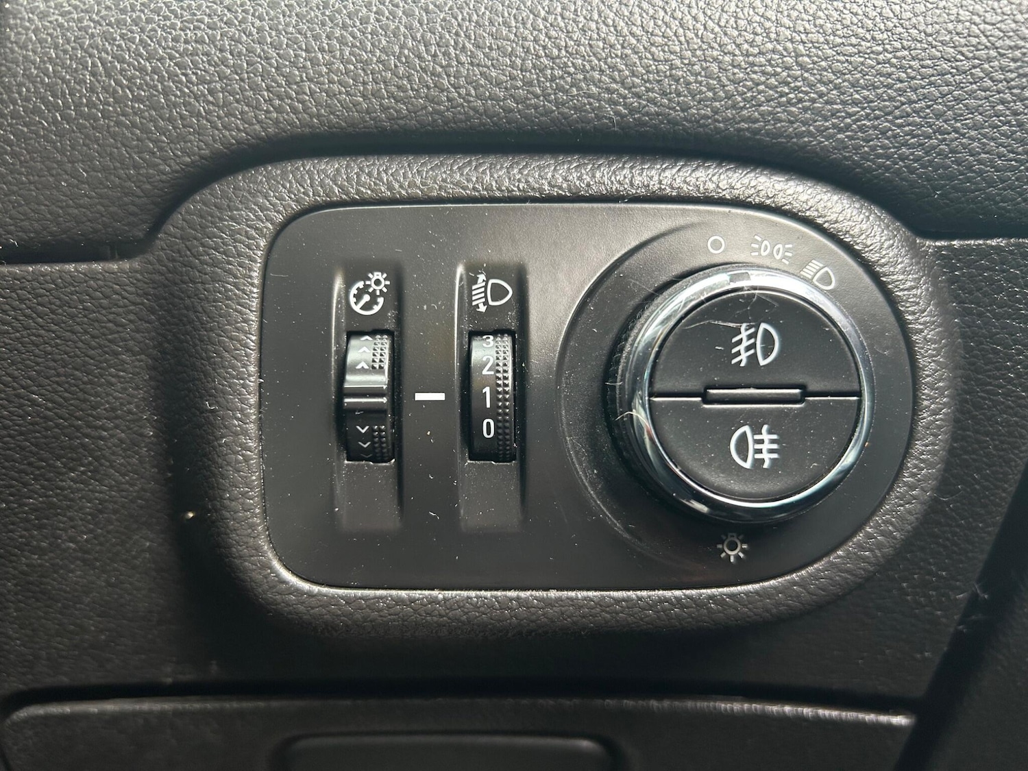 Used Vauxhall Zafira 2017 for sale - 77064360: Photo 35