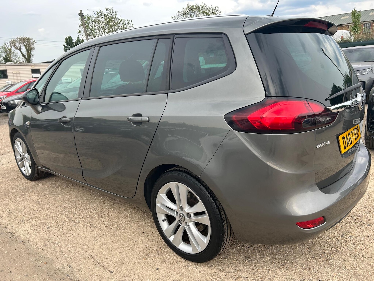 Used Vauxhall Zafira 2017 for sale - 77064360: Photo 8
