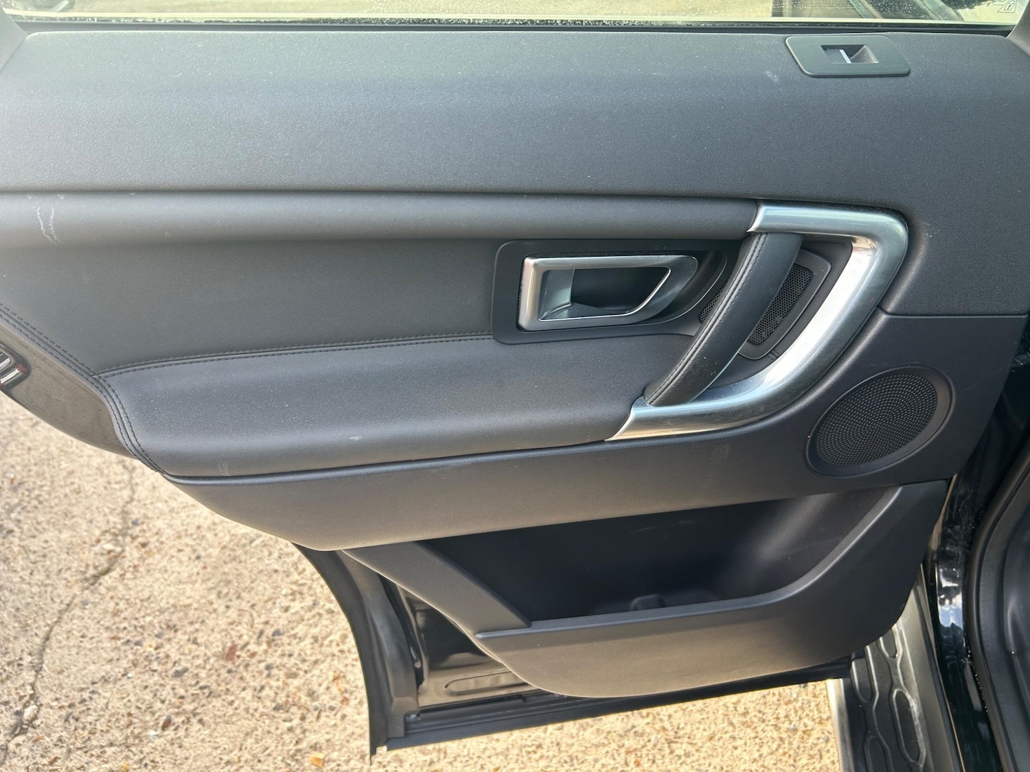 Used Land Rover Discovery Sport 2016 for sale - 75145622: Photo 51