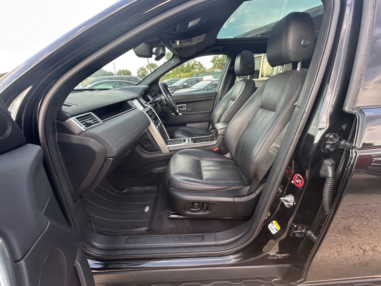 Used Land Rover Discovery Sport 2016 for sale - 75145622: Photo 55