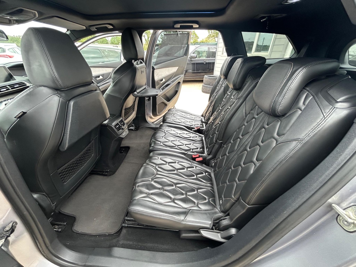 Used Peugeot 5008 2018 for sale - 77064380: Photo 15