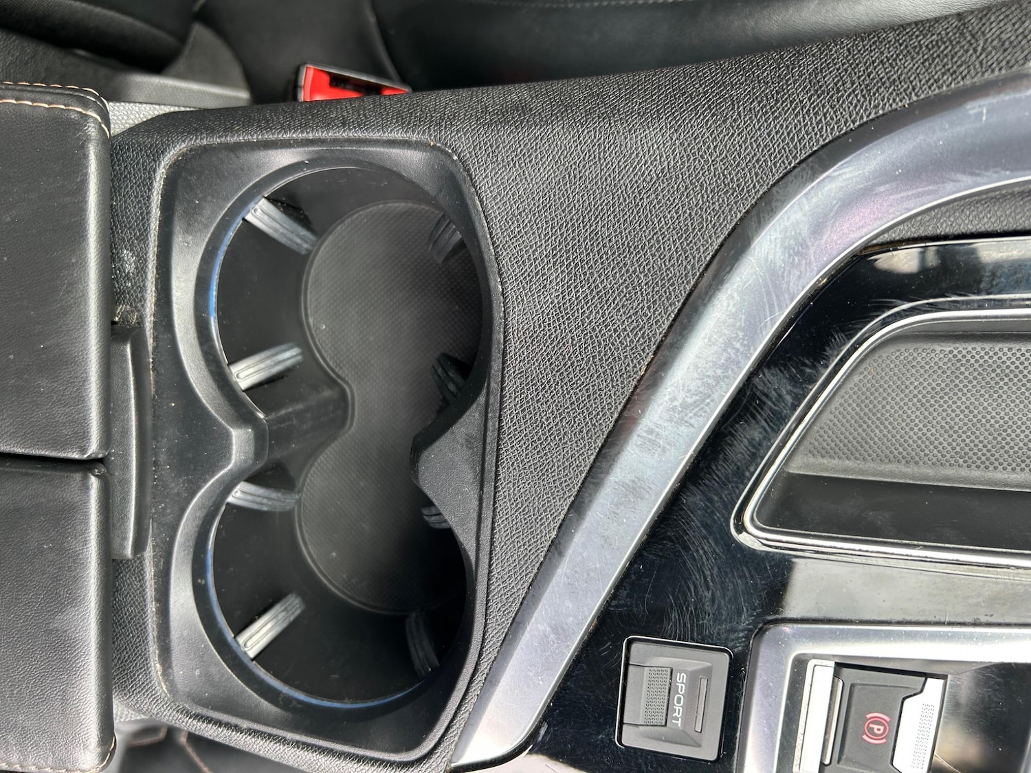 Used Peugeot 5008 2018 for sale - 77064380: Photo 36