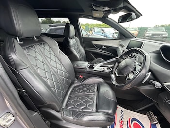 Used Peugeot 5008 2018 for sale - 77064380: Photo