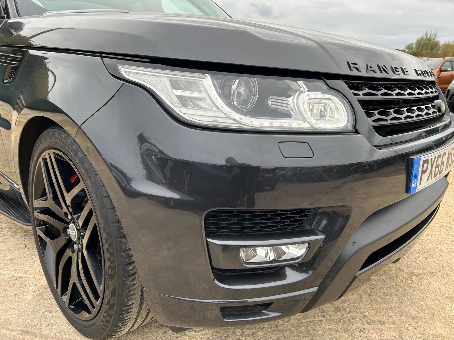 Used Land Rover Range Rover Sport 2016 for sale - 76311793: Photo 10