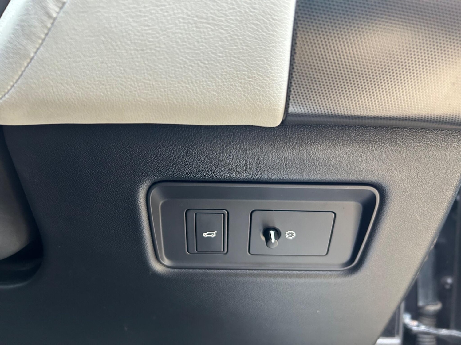 Used Land Rover Range Rover Sport 2016 for sale - 76311793: Photo 12