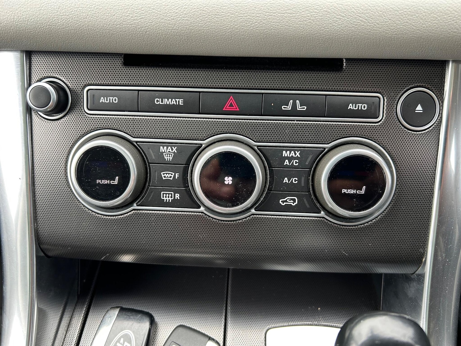 Used Land Rover Range Rover Sport 2016 for sale - 76311793: Photo 42