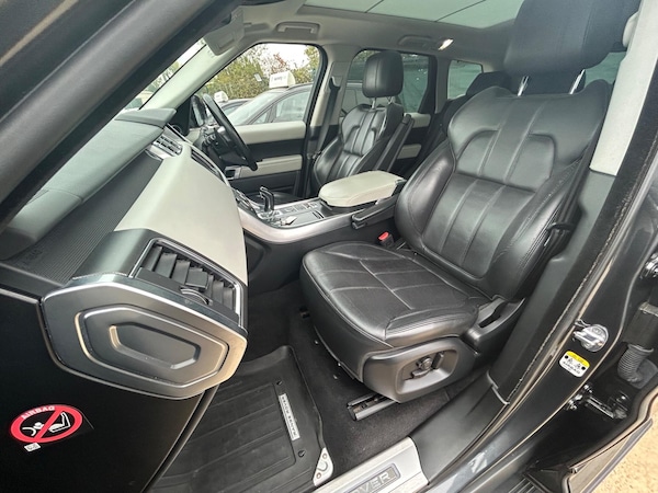 Used Land Rover Range Rover Sport 2016 for sale - 76311793: Photo 50