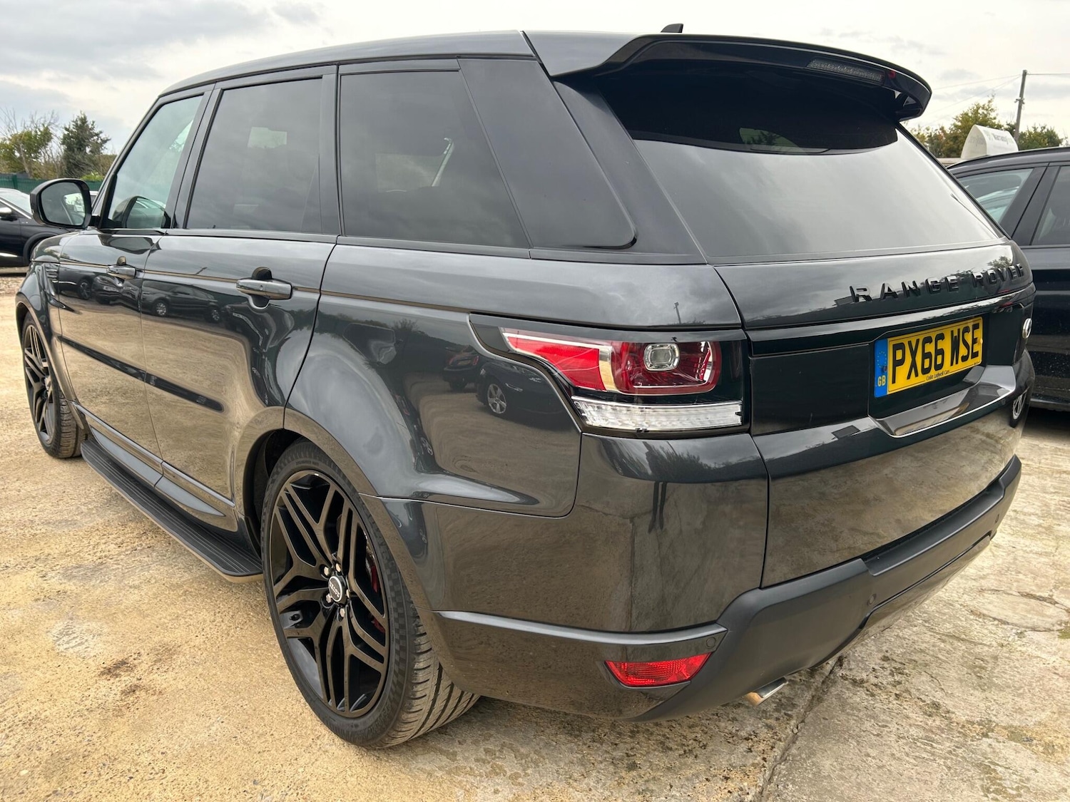 Used Land Rover Range Rover Sport 2016 for sale - 76311793: Photo 79