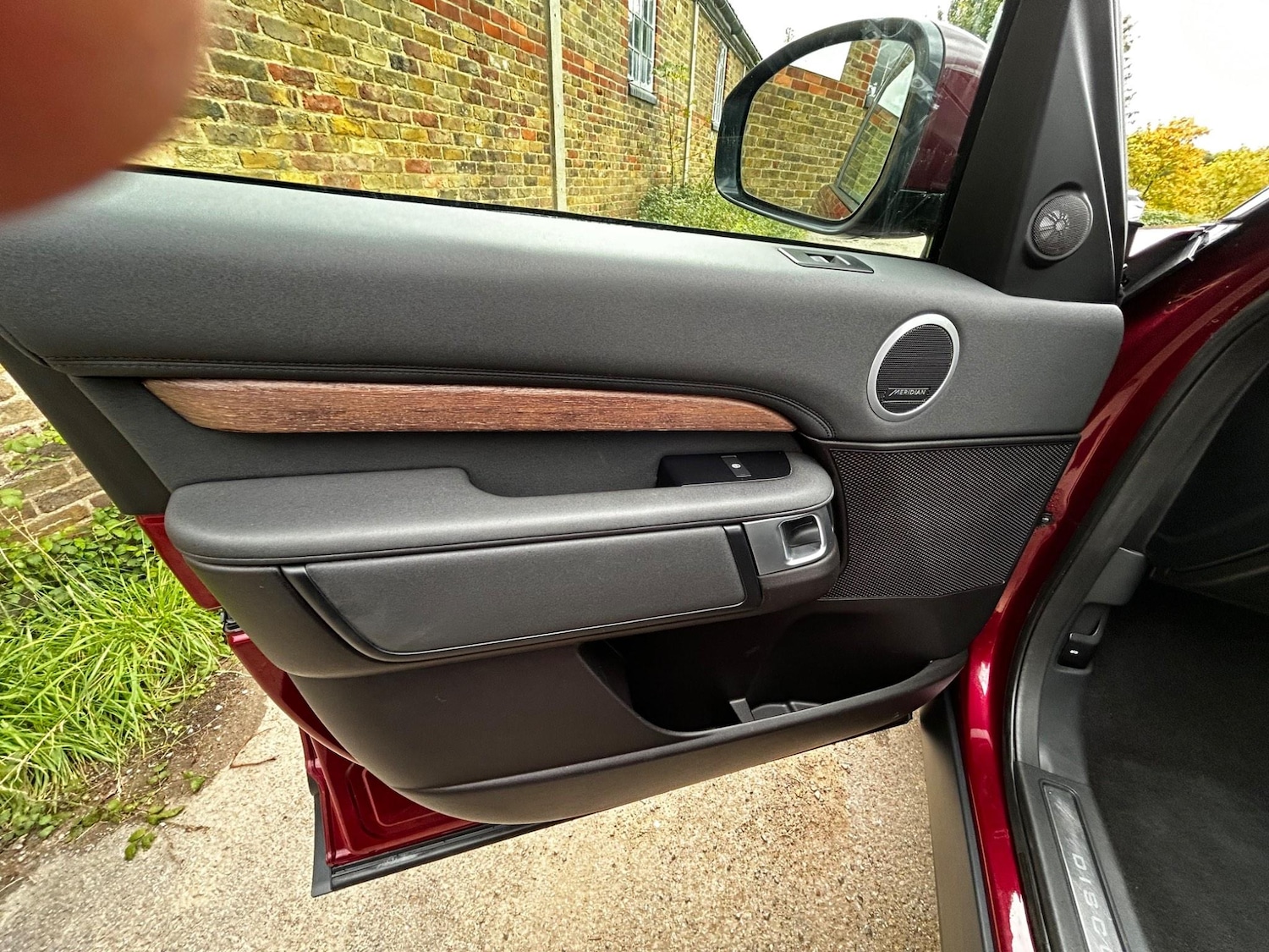 Used Land Rover Discovery 2017 for sale - 76798670: Photo 23