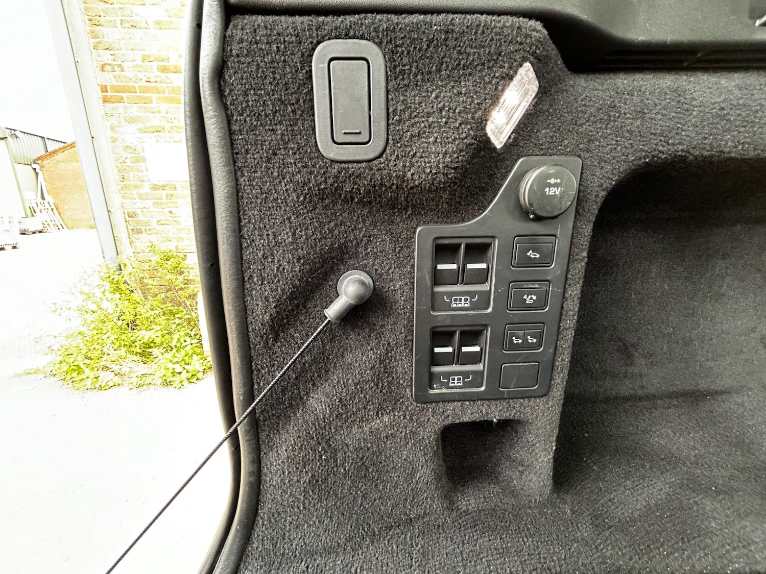 Used Land Rover Discovery 2017 for sale - 76798670: Photo 26