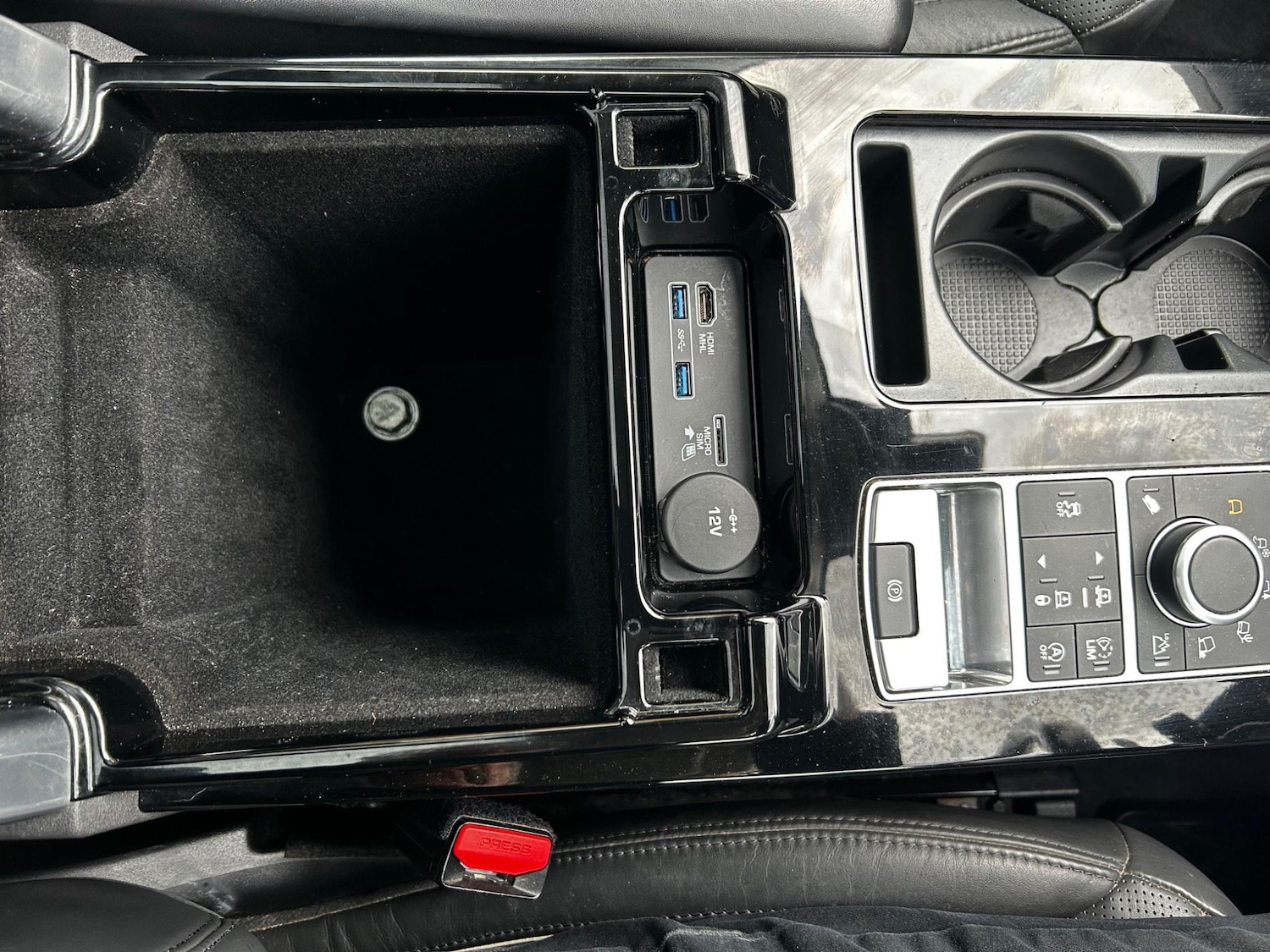 Used Land Rover Discovery 2017 for sale - 76798670: Photo 48