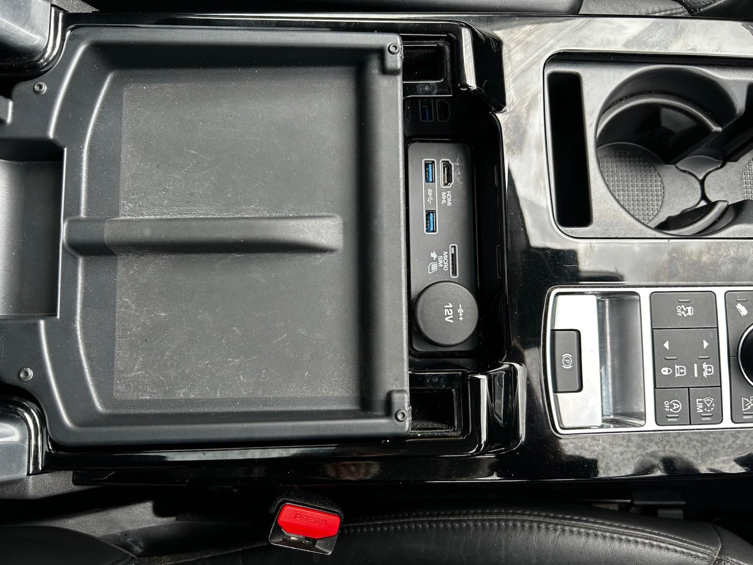 Used Land Rover Discovery 2017 for sale - 76798670: Photo 52